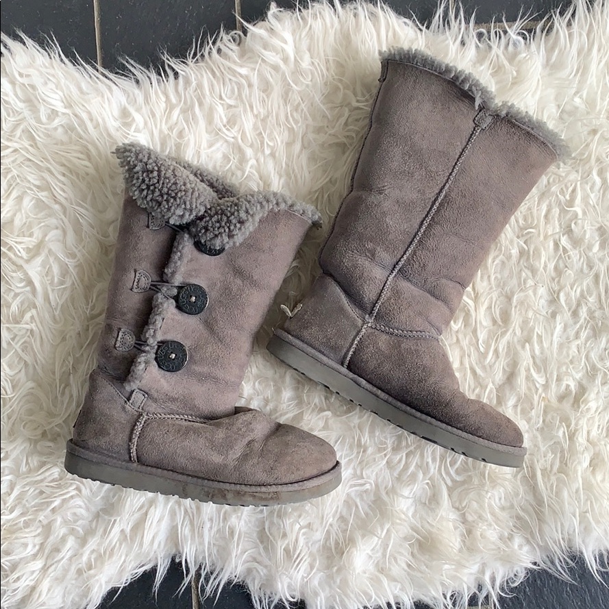 Uggs - Tall Gray Bailey Button